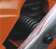 Антивибрационная система Husqvarna эффективно защищает Ваши руки от вибрации
