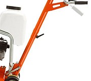 Нарезчик швов Husqvarna FS 305 - регулируемые рукоятки для удобства работы